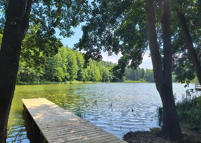 Dom Nad Jeziorem Tatil Evi Komorowo