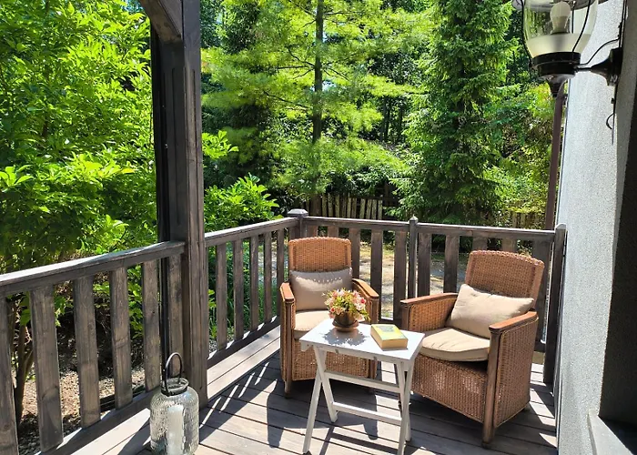 Dom Nad Jeziorem Tatil Evi Komorowo